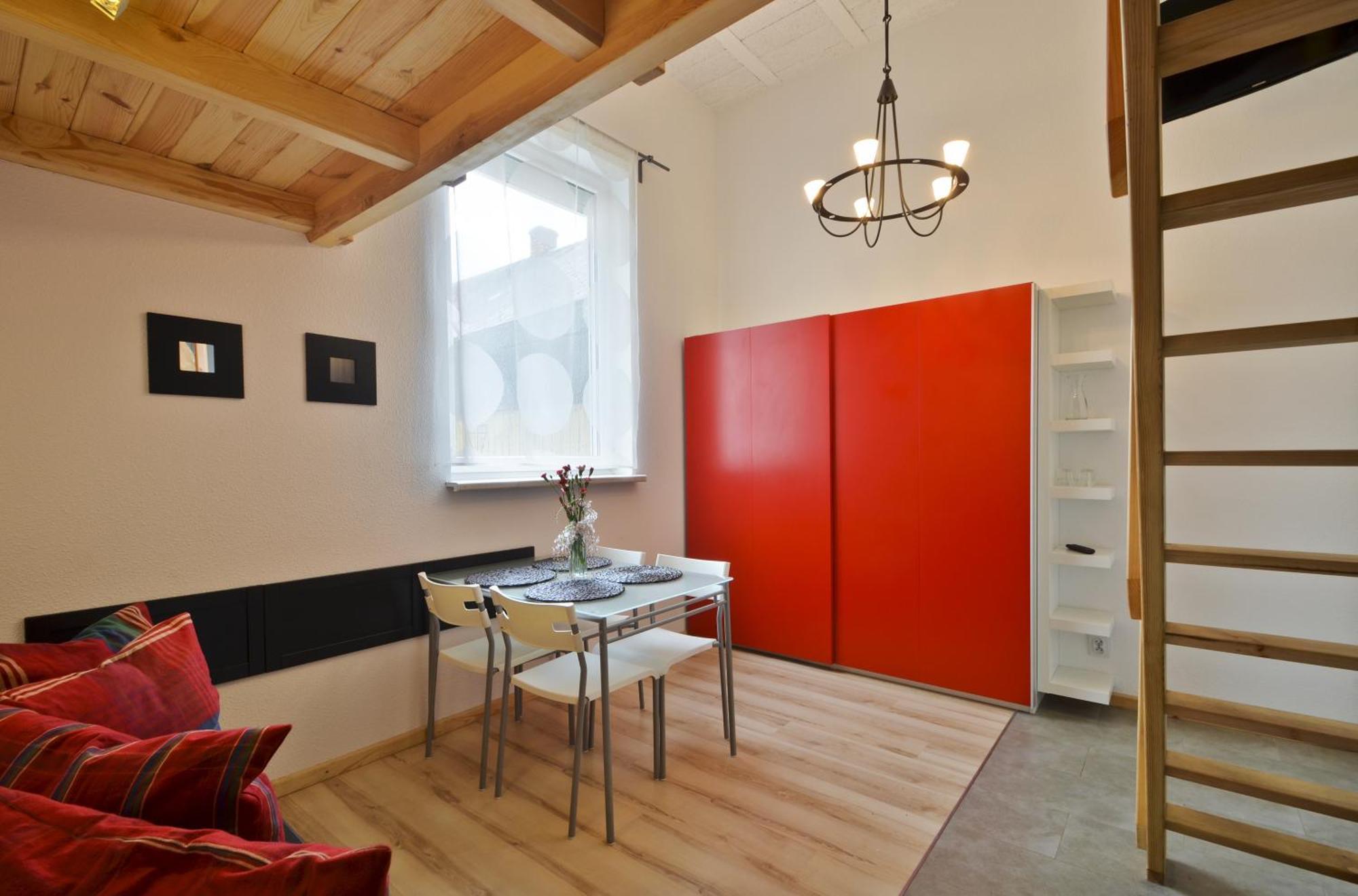 Bed&Breakfast Mikunda Chrzanow Bilik gambar
